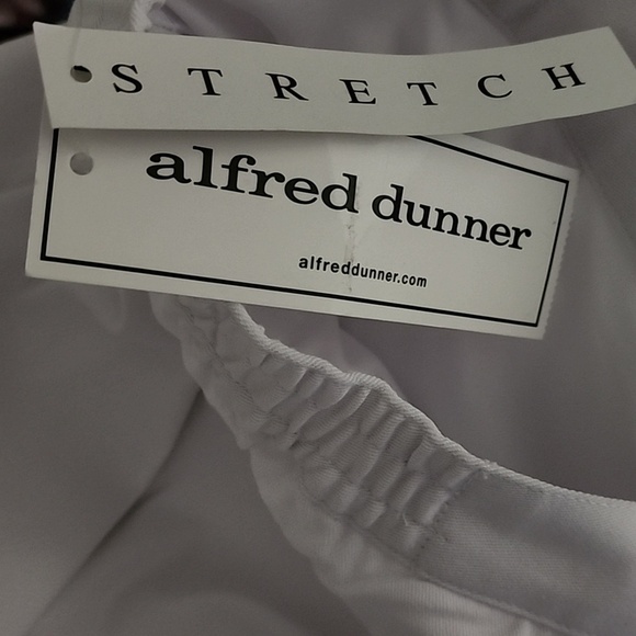 Alfred Dunner White Stretch Woman's Skort Zip & Button Closure Pockets Sz 20 NWT - Picture 10 of 11